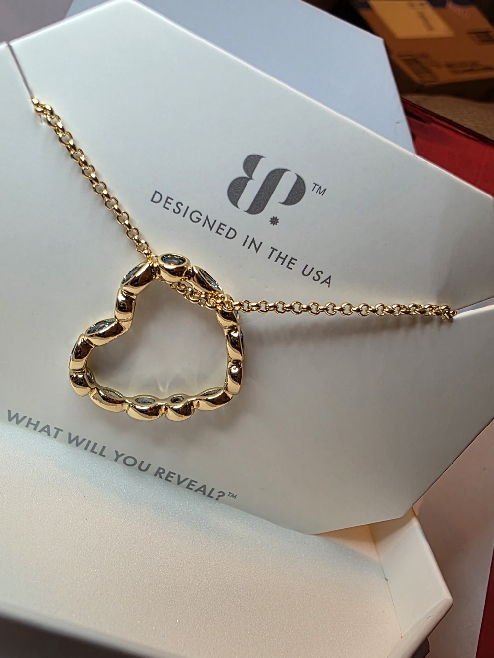 Graceful Heart Pendant Necklace